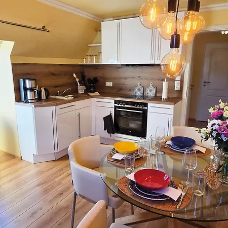 Smukke Stuuv Apartamento *